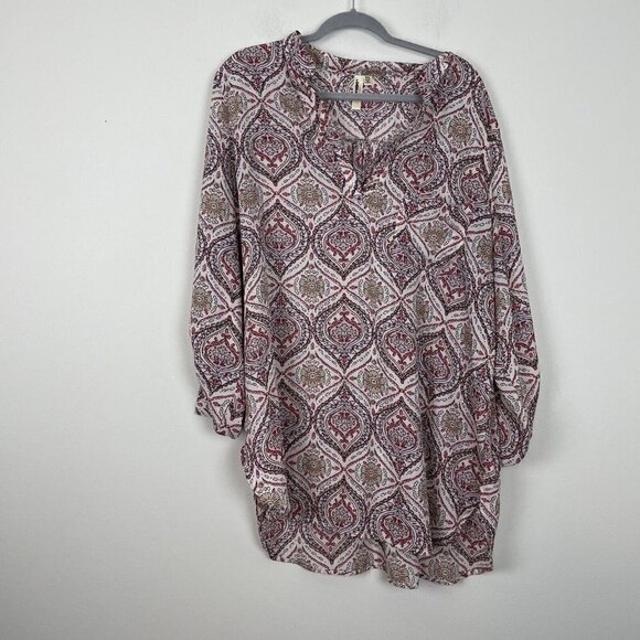 Lara Fashion Pink White Floral Medallion V-Neck Blouse Womans Size 2xl - Picture 1 of 7